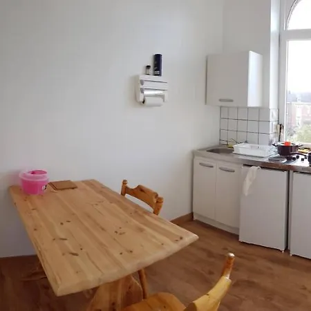 アパート Le Petit Chateau Avesnois - Pour 1 Personne - Cuisine Partagee *