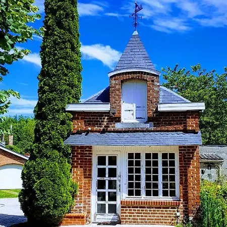 Semi Studio - Le Petit Chateau Avesnois - Tv - Wifi - Sdb Privee - Cuisine Partagee Avesnes-sur-Helpe